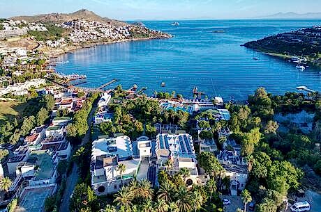 Golden Age Bodrum Hotel / 4 Gece 5 Gün  / İstanbul Bursa ve İzmir Kalkışlı