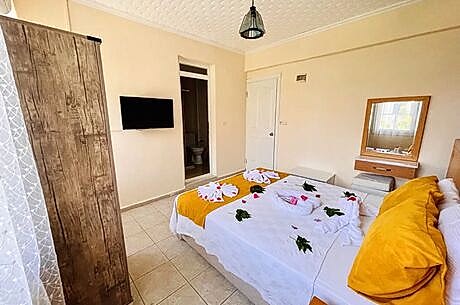 Fethiye Turu  / 3 Gece 4 Gün /Ölüdeniz Doğa Otel Konaklamalı   /  İstanbul Çıkışlı 