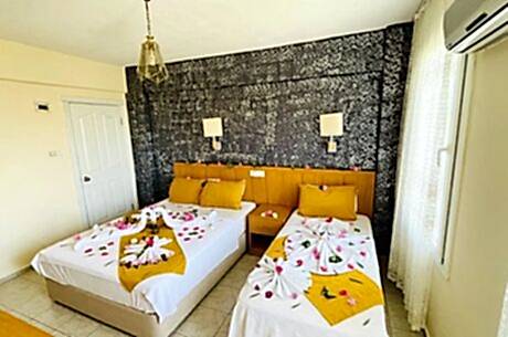 Fethiye Turu  / 3 Gece 4 Gün /Ölüdeniz Doğa Otel Konaklamalı   /  İstanbul Çıkışlı 