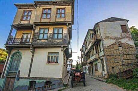 Bursa Cumalıkızık Gölyazı Mudanya Trilye Turu / Günübirlik / İstanbul Kalkışlı